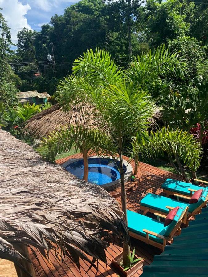 Casa Mambo Bed and Breakfast Cahuita Exteriör bild