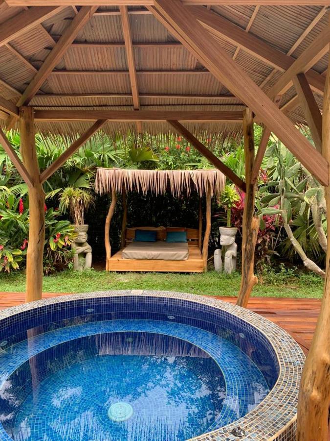 Casa Mambo Bed and Breakfast Cahuita Exteriör bild